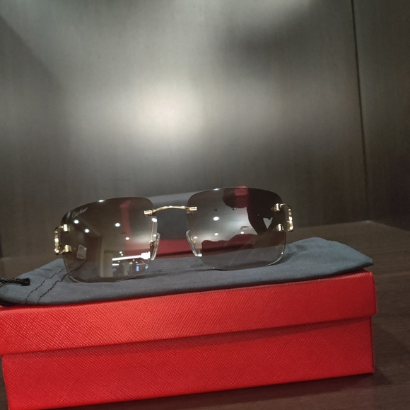 Brown Tints Double C's Frames w/ Golden Rims. - Picture 5 of 11